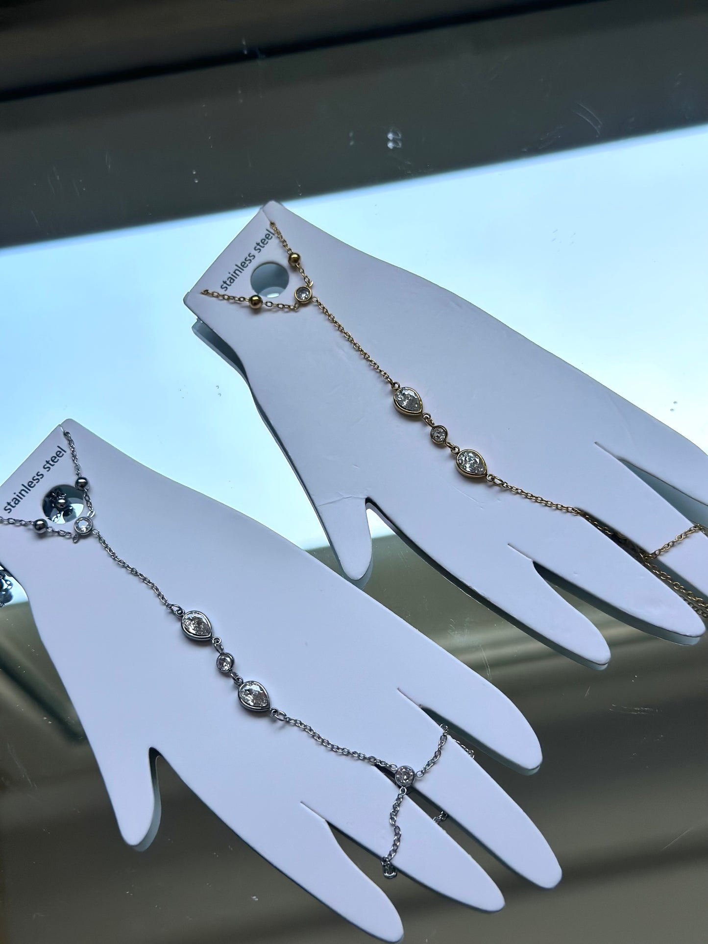 “Aura” Bracelet-Ring
