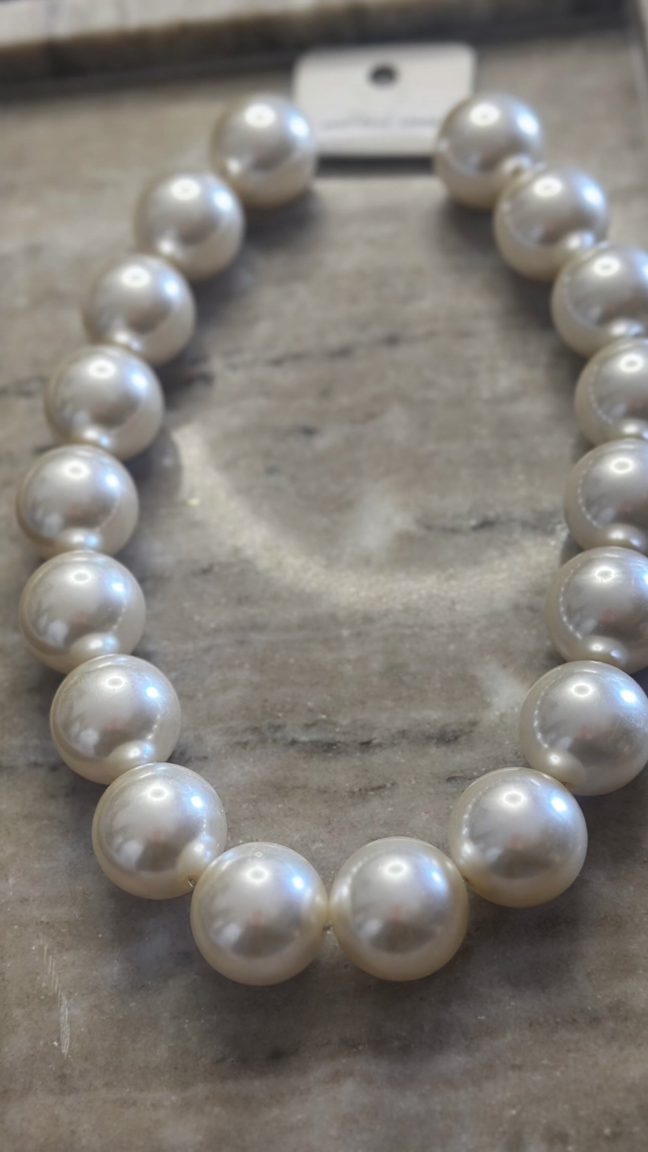 “Pearl Icon”