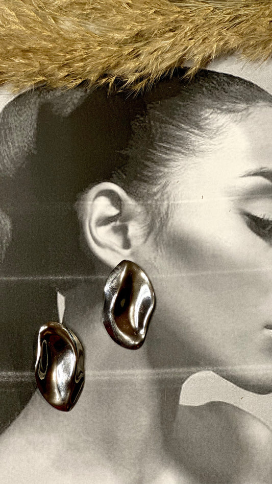 Daphne Earrings.