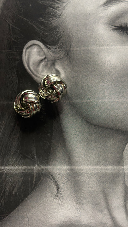 Knot Earrings