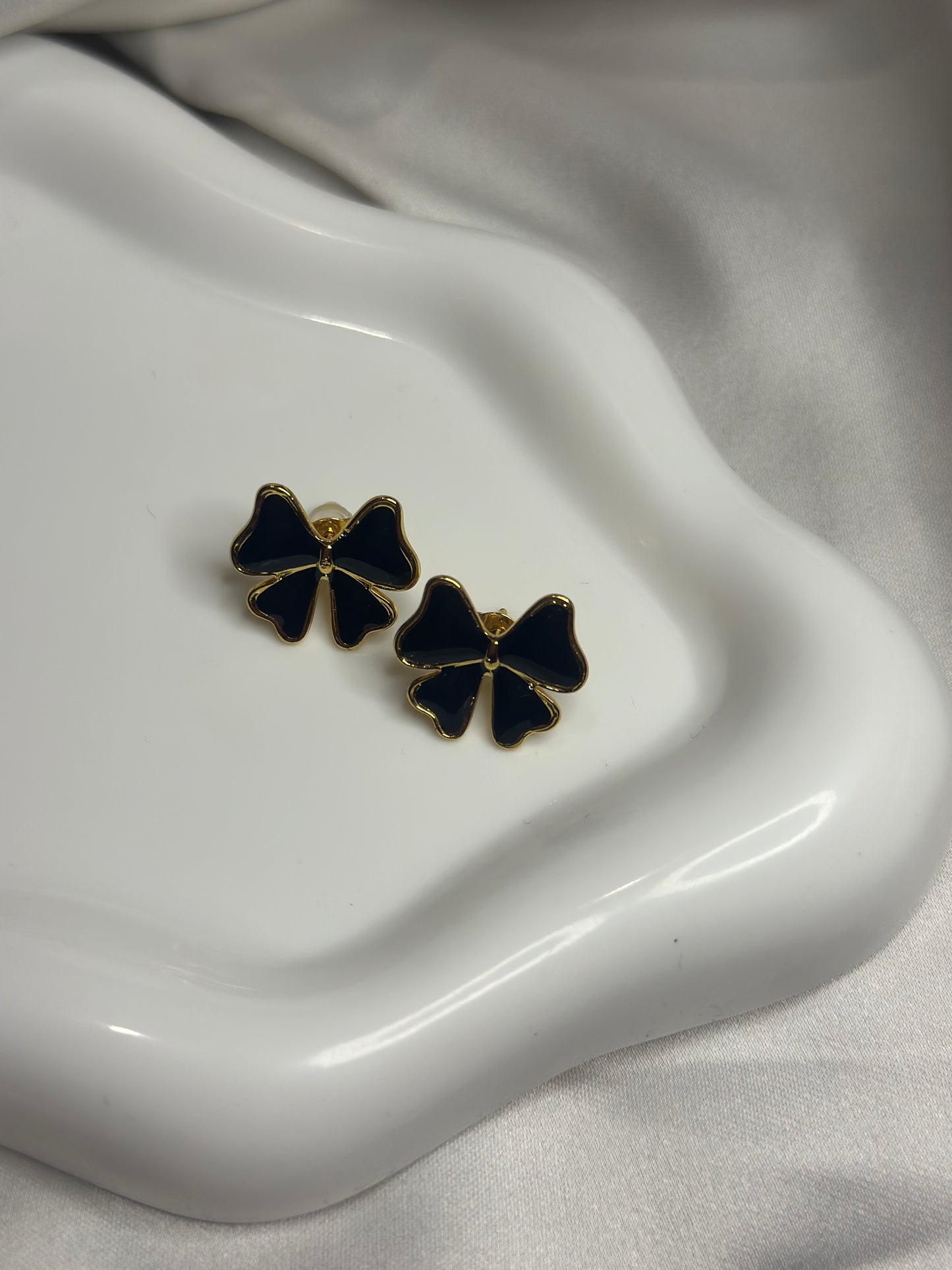 Bow Earrings