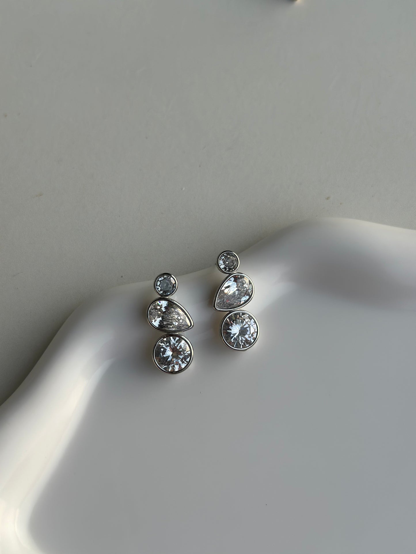 “ Manhattan Glow” Earrings