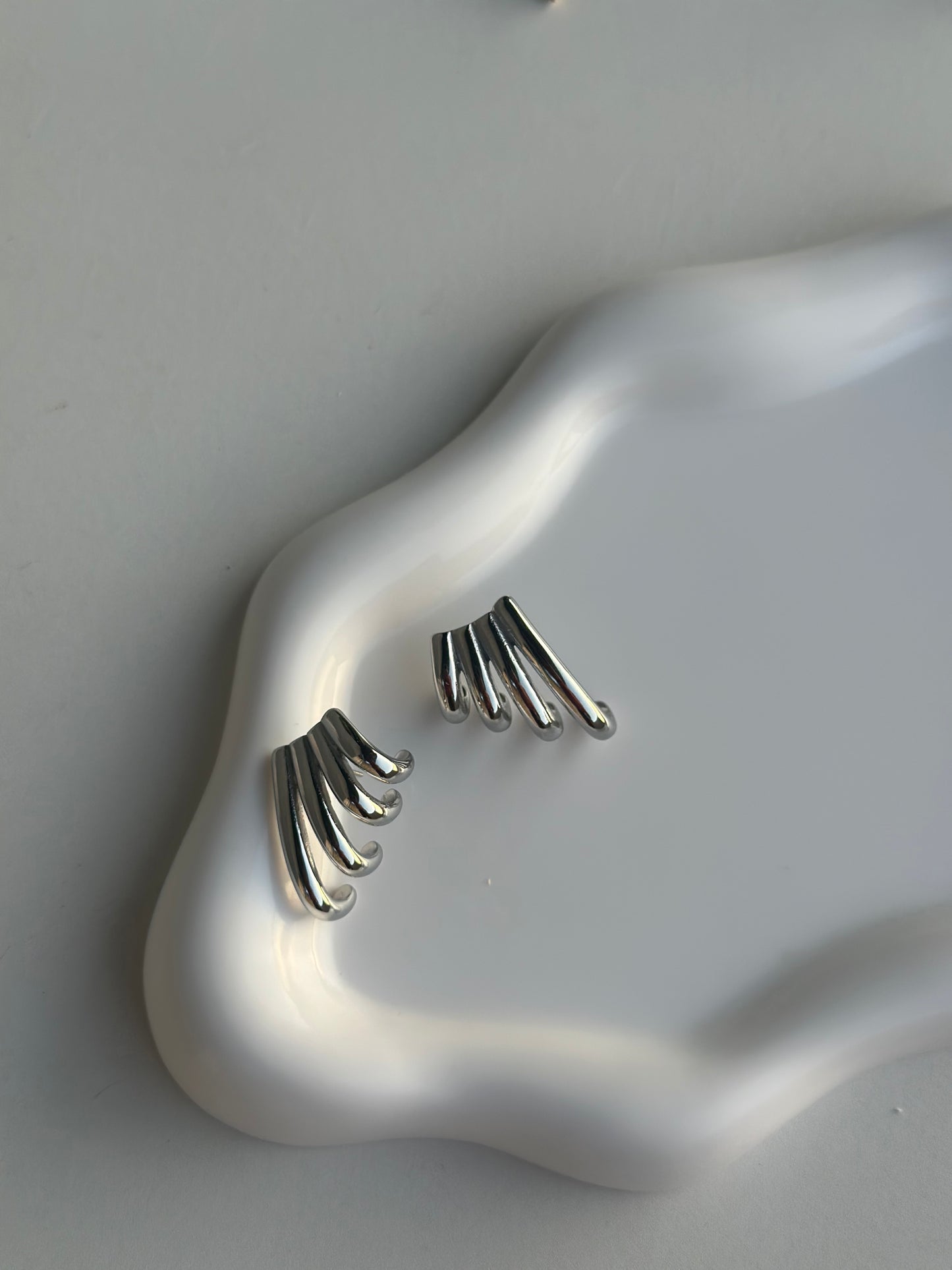 “Duchess Glow” Earrings