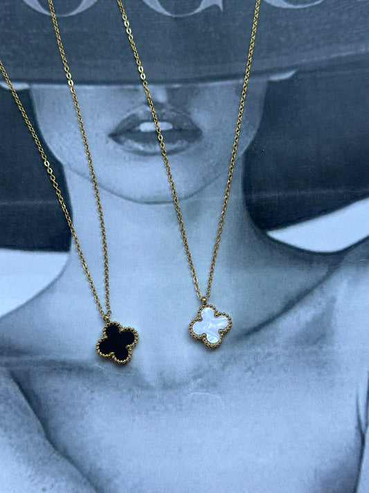 ''One Clover'' Necklace