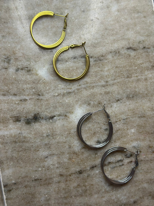Minimal Hoop Earrings