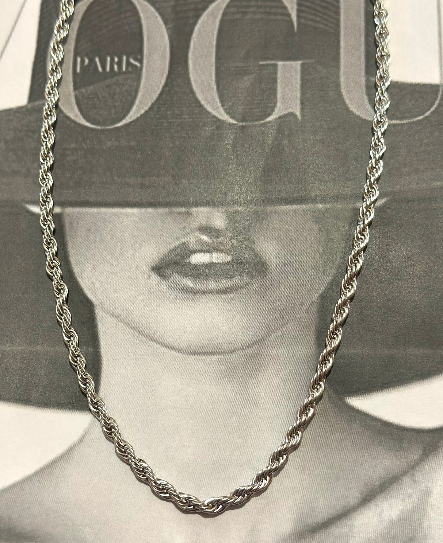 Twisted Chain