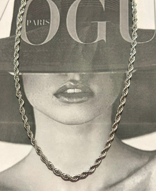 Twisted Chain